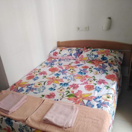 Hostal Sant Jordi Tossa de Mar Buitenkant foto
