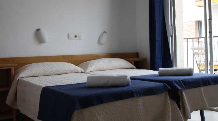 Hostal Sant Jordi Tossa de Mar Buitenkant foto