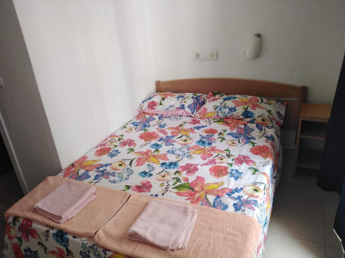 Hostal Sant Jordi Tossa de Mar Buitenkant foto
