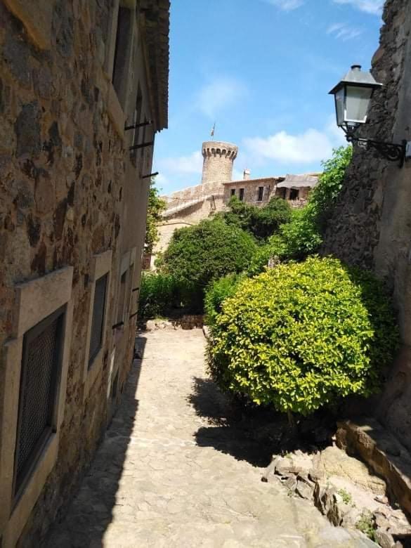 Hostal Sant Jordi Tossa de Mar Buitenkant foto